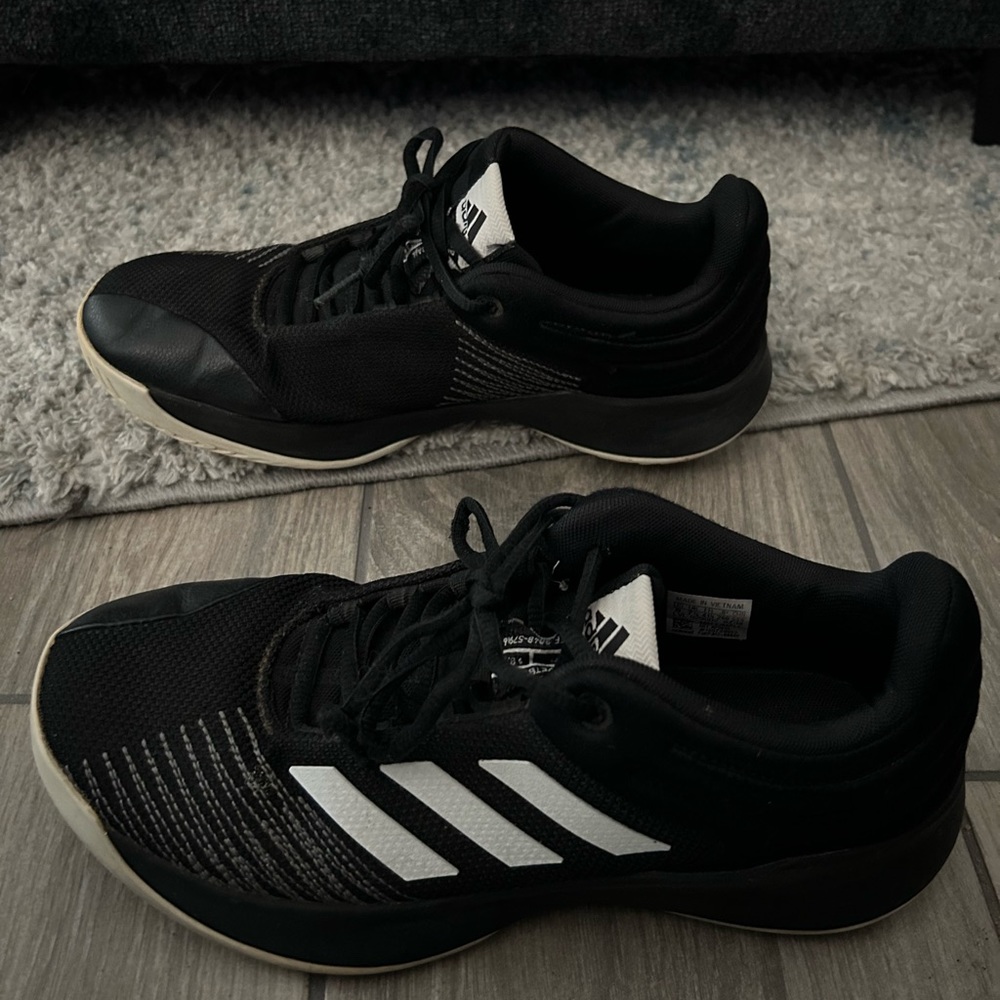 adidas Pro Bounce 2019-Core Black-Men’s Size 8